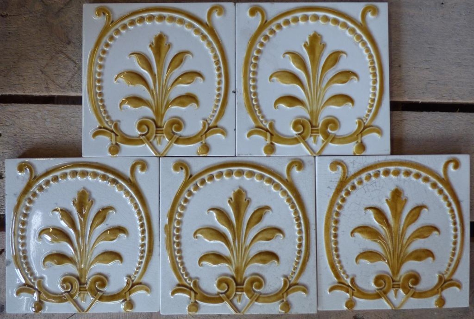 1,8m² ReliefFliesenbild Villeroy & Boch Historische Bauelemente