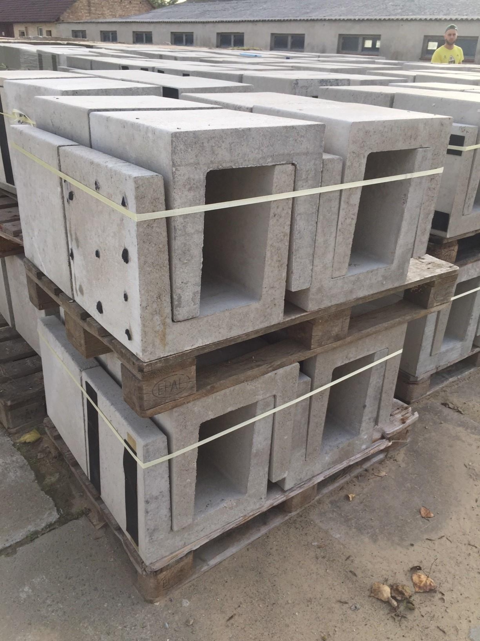 8x Beton UStein/ Winkelstein 40/40/39,5 cm Sichtbeton Historische