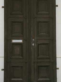 2-flügelige Türen, Historische Bauelemente